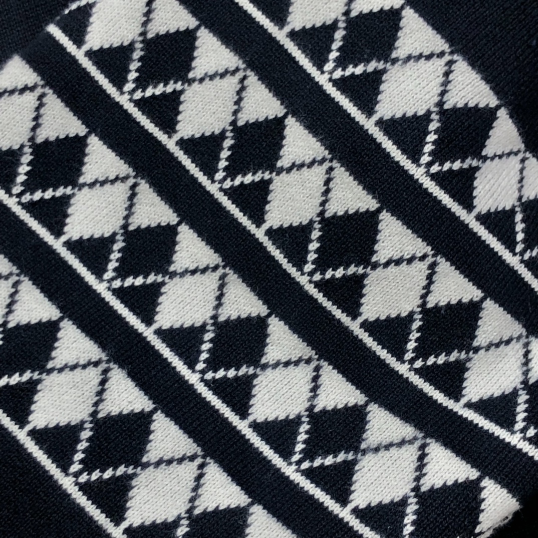 1d5a2e4712e8f3128061f95c64bc161c_1765935551_5347.jpg