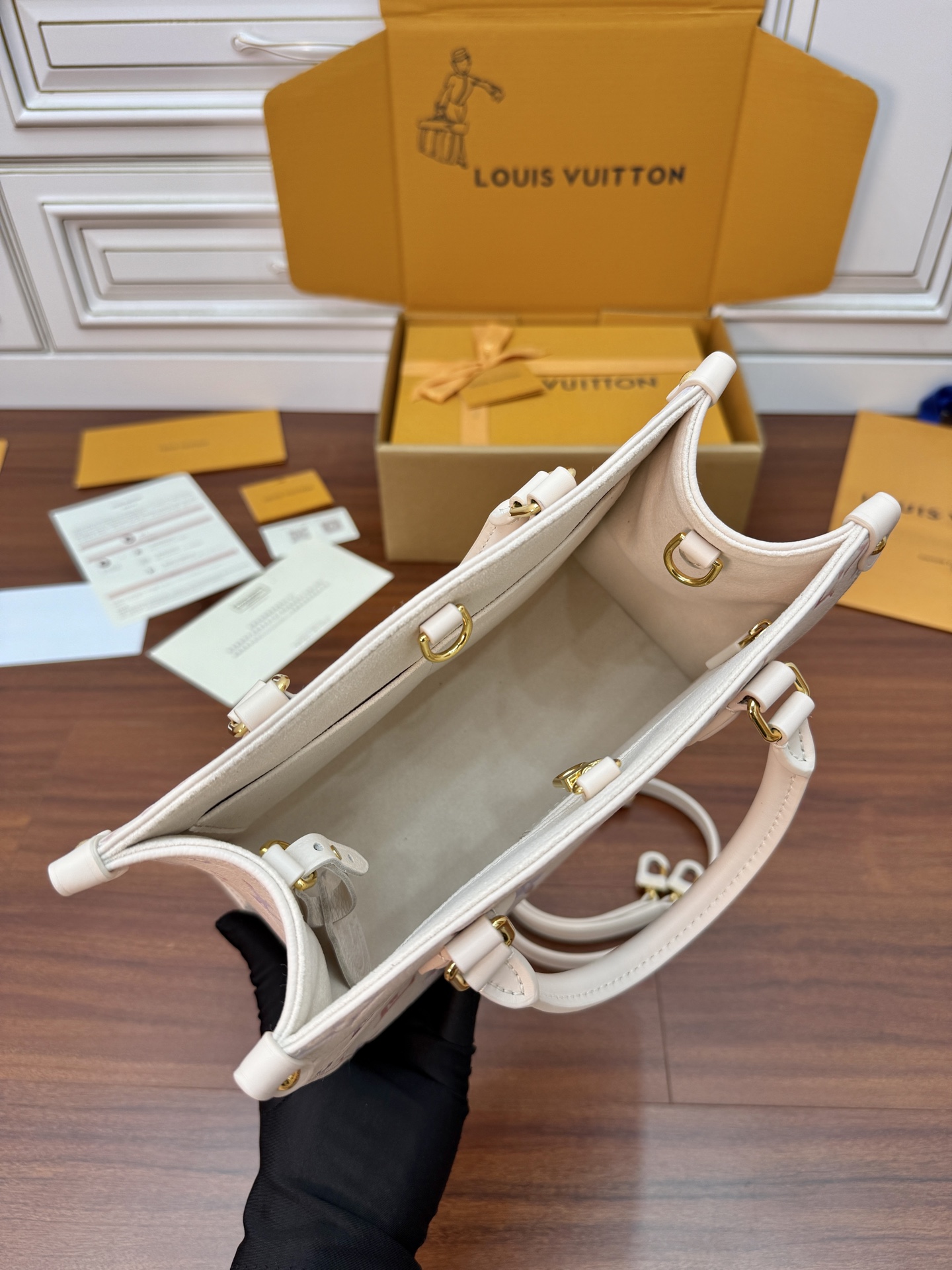 bda98cbea4416001e1d19a8ca6c47a2e_1765343989_4989.jpg