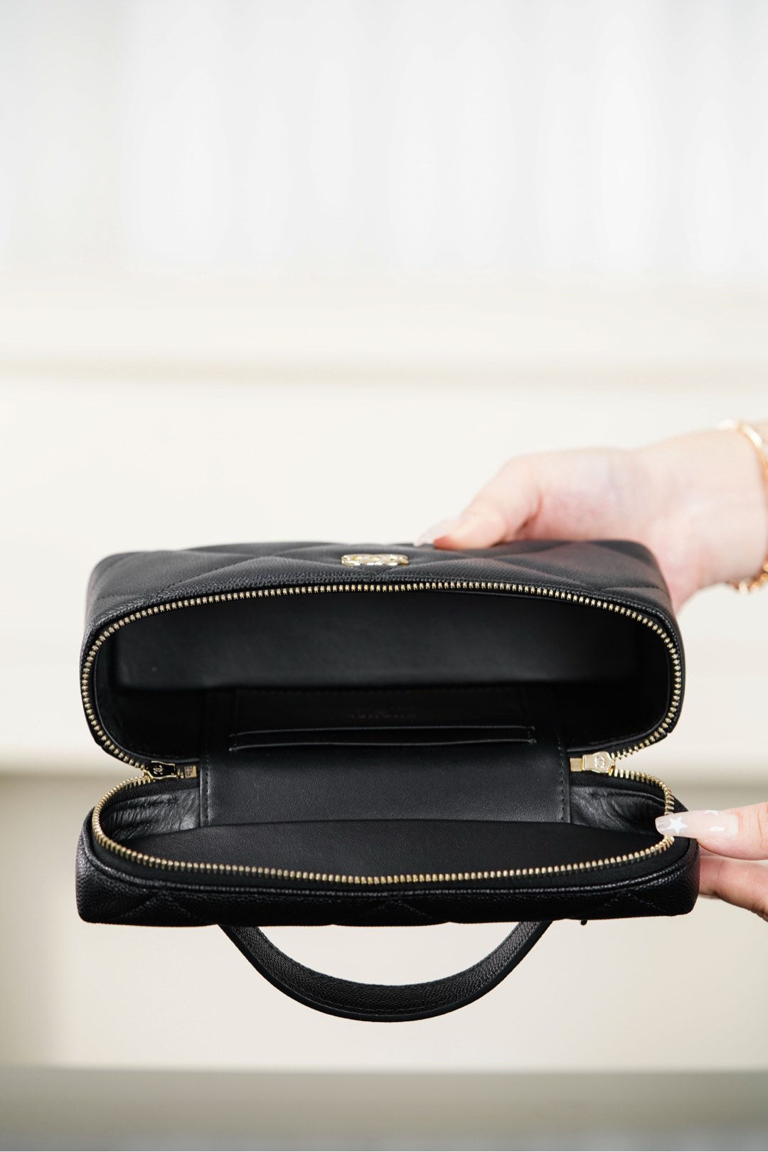 cb4cc240532c4c237b672a6a10525acb_1765632164_4145.jpg