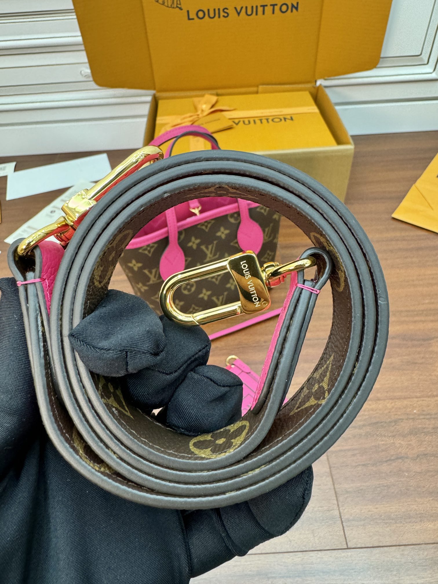 ec26d6631033ed08e36958746321d90b_1764916206_0774.jpg