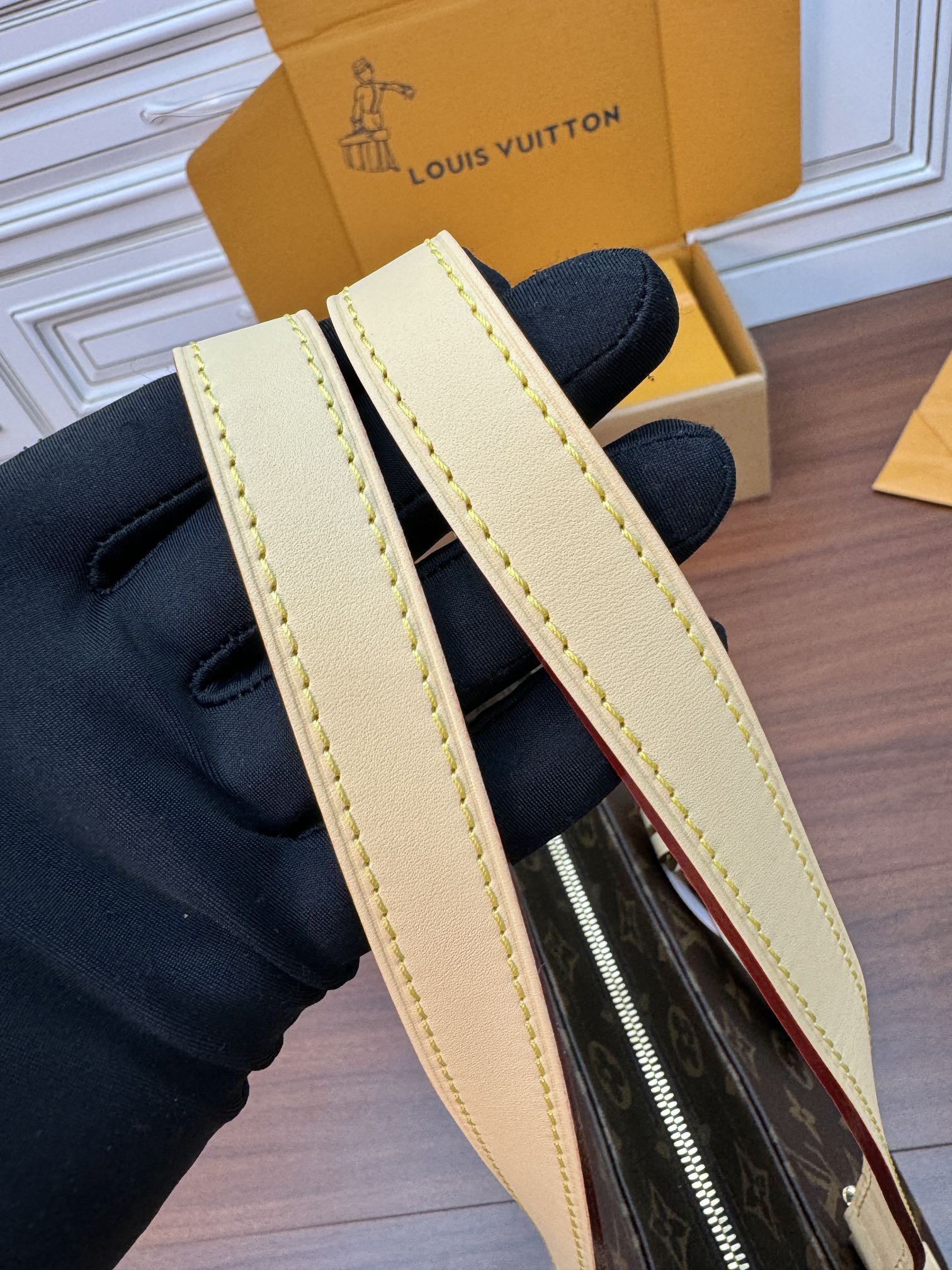 ec26d6631033ed08e36958746321d90b_1764919289_2514.jpg