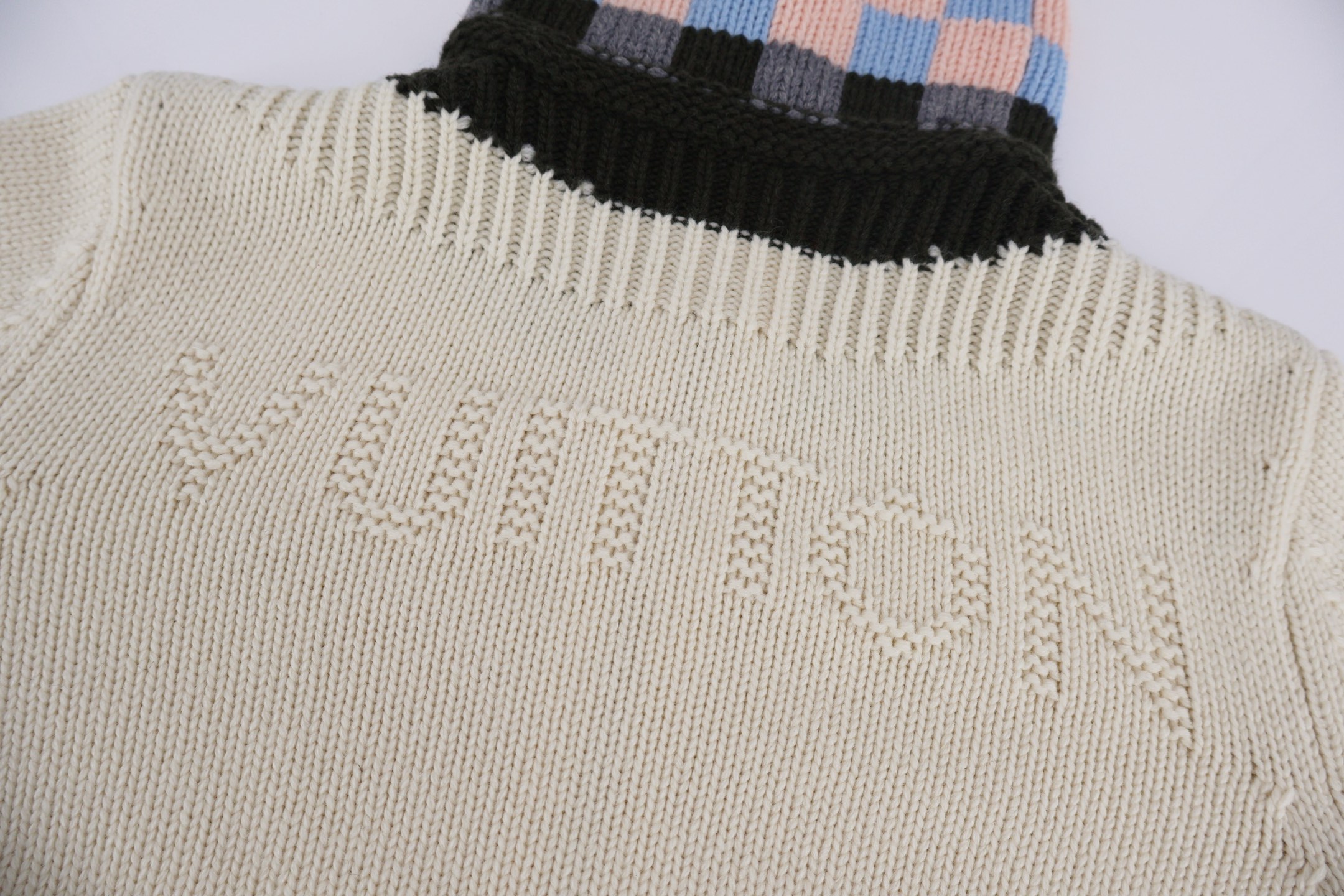 0fa807634091d93bd074b9cf77584aea_1767759506_0758.jpg