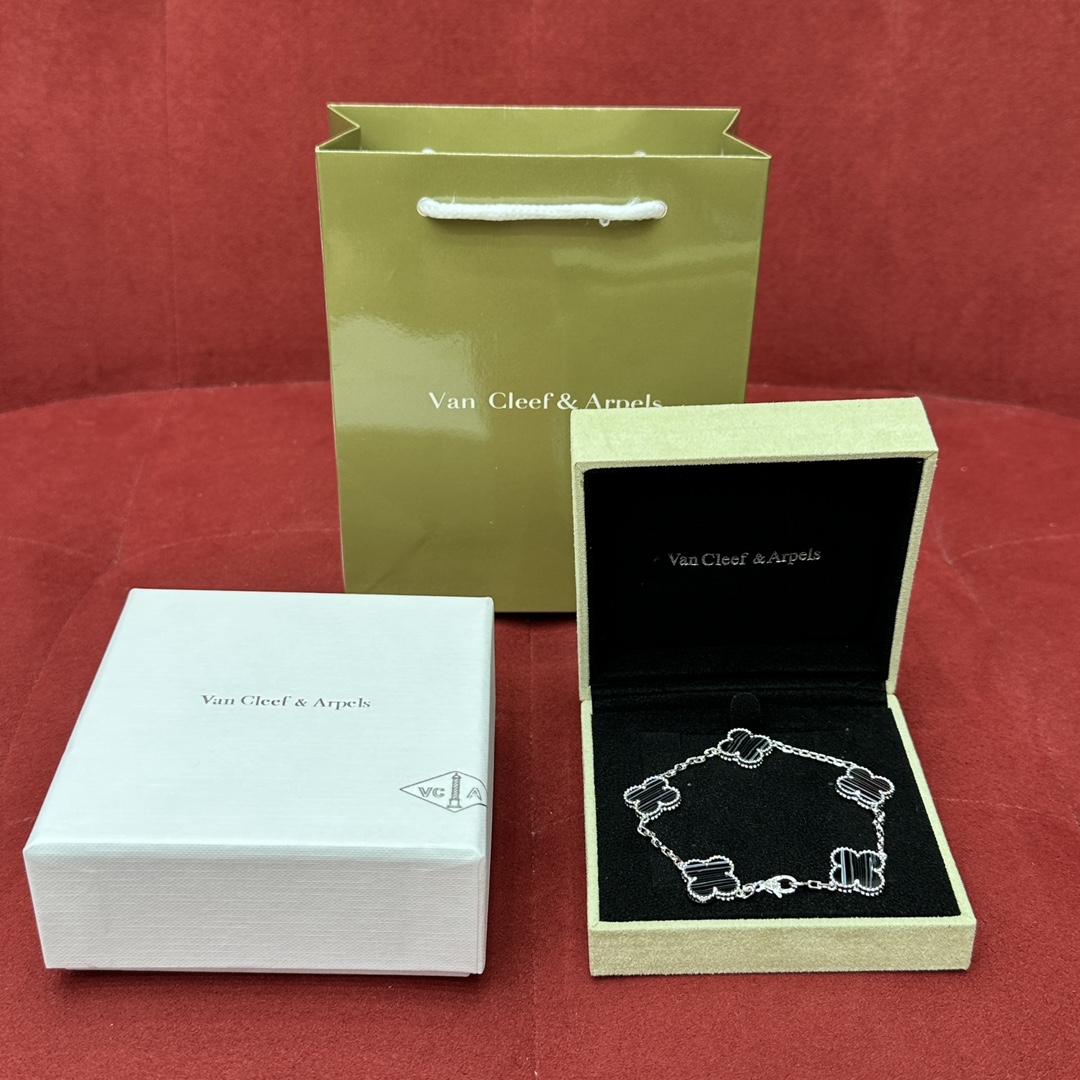 bd12ad999cd568e2cb3e2cb0fc405589_1774023265_8916.jpg