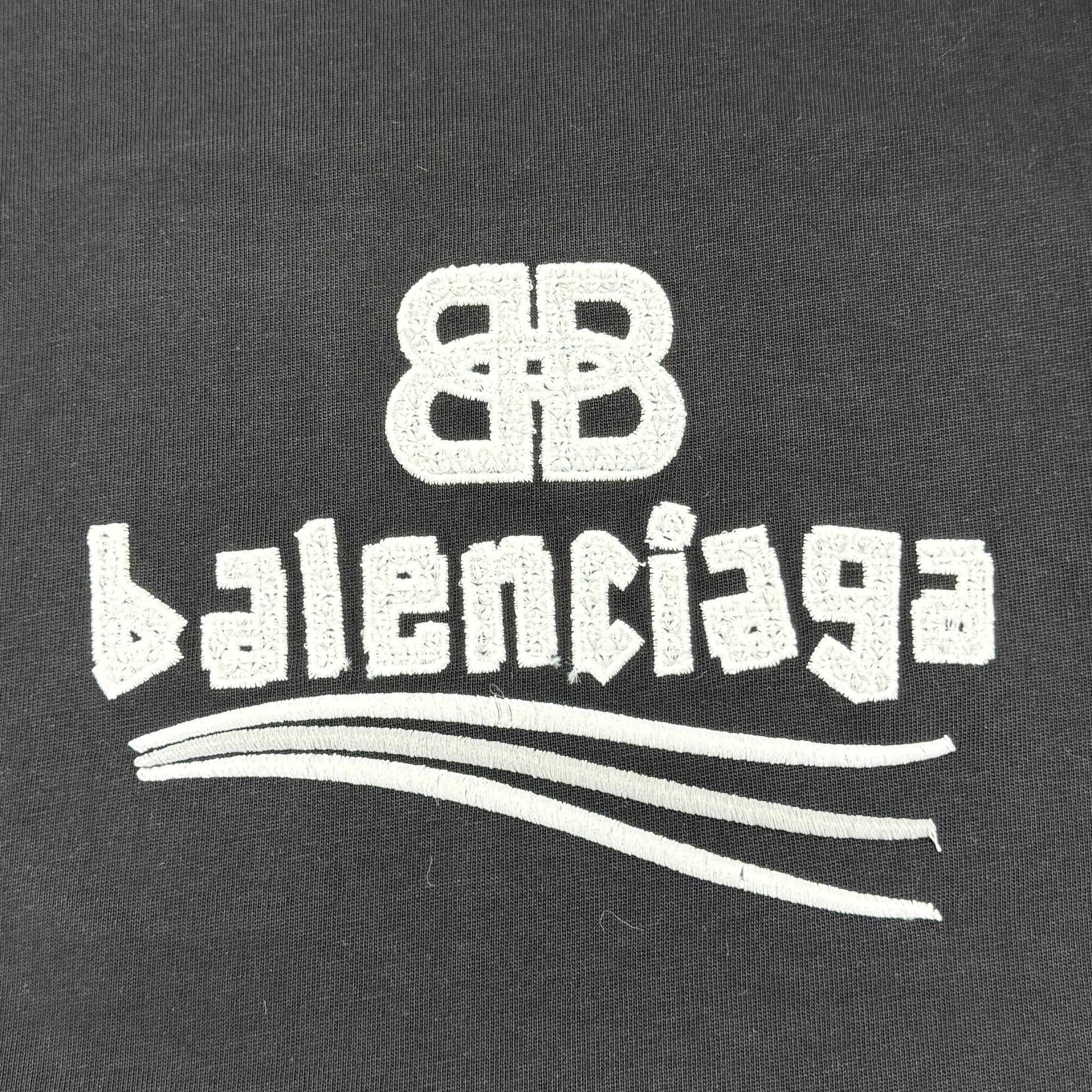 776bfbcdcc74ae22c58e8bfde9558d3e_1777198212_8894.jpg