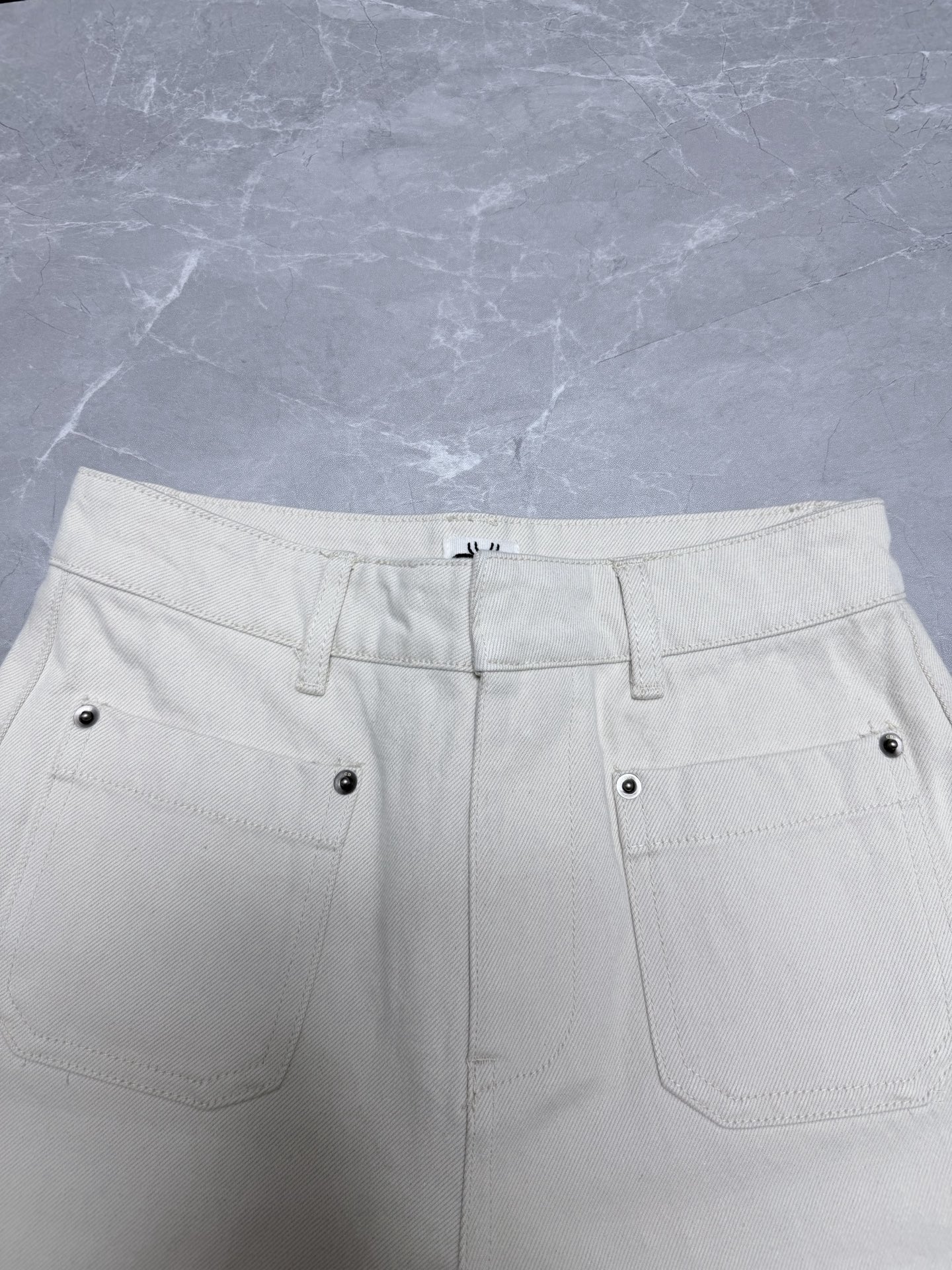 a15c365b4ee70652247c1d29b3ed9da9_1776239788_9124.jpg