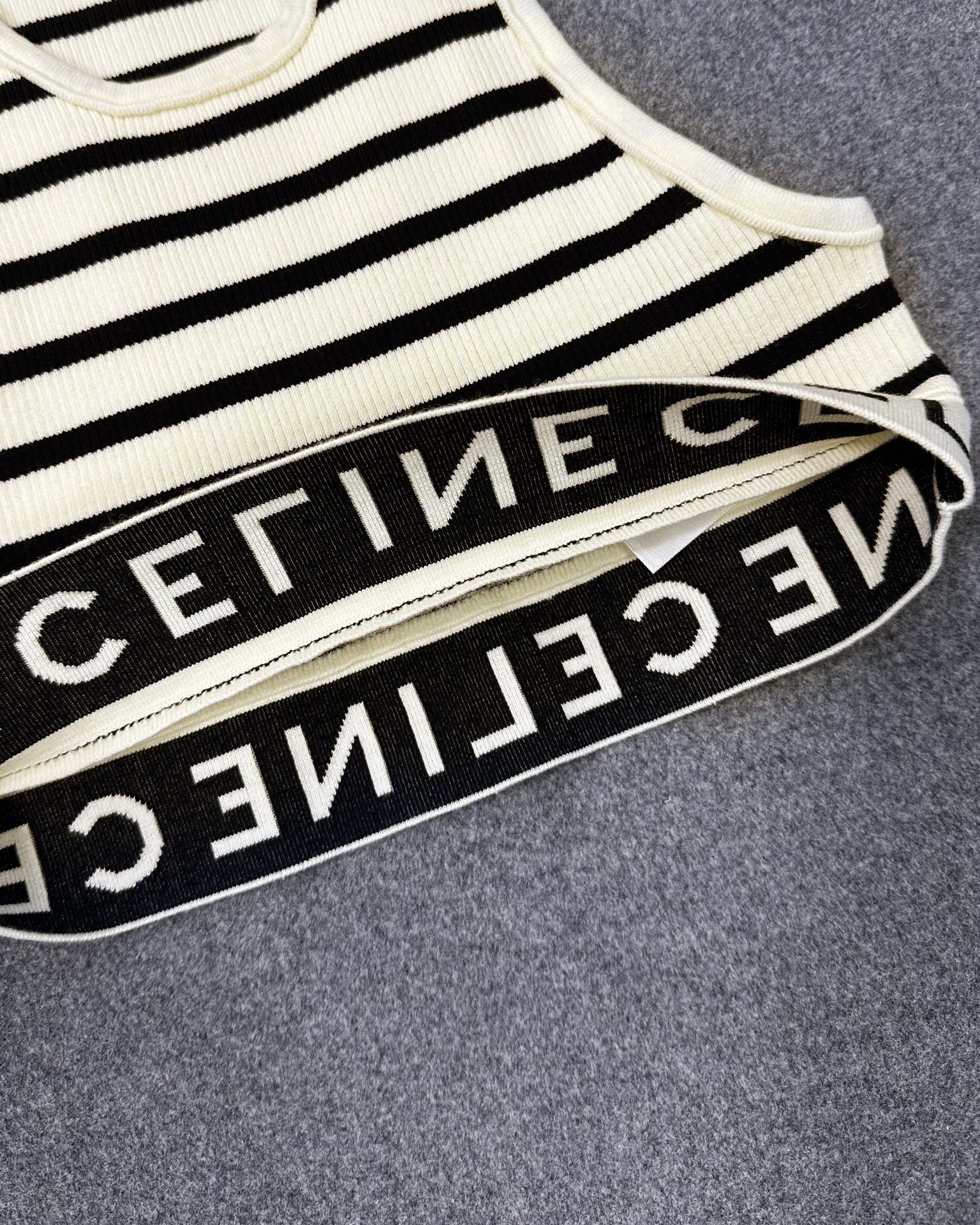 b3e2fdfe8a578adcb508e1f6a7e47c20_1776840640_6204.jpg