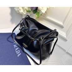 [국내배송] 프라다 다다 스몰