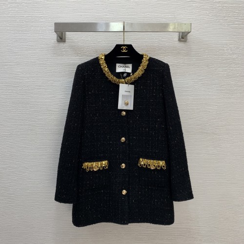 샤넬 2026 FW 금은사 직조 슬러브 하프 트렌치 코트
