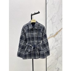 미우미우 25SS·FW 리버시블 트렌치 코트