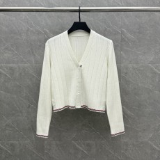 [대리석집]  톰브라운 메리노 울 브이넥 가디건