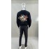 우영미 25FW 블랙 플라워 백로고긴팔티셔츠