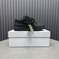 오프화이트 아웃 오브 오피스 스니커즈