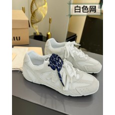 미우미우 X 뉴발란스  530 SL 스웨이드 스니커즈