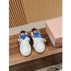 미우미우 레더 스니커즈