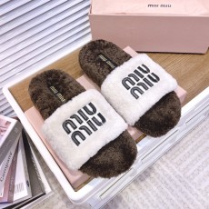 미우미우 양털 슬리퍼