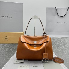 [카타] 발렌시아가 로데오 미디움 백 브라운