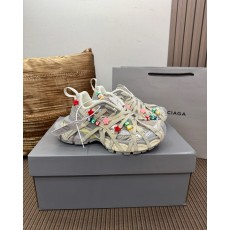 [IU] 발렌시아가 3XL 익스트림 레이스 스니커즈 에그쉘