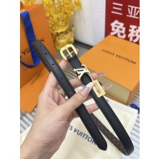 루이비통 프리티 LV 15mm 리버서블 벨트