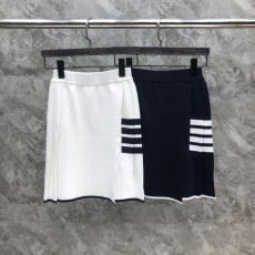 [대리석집] 톰브라운 밀라노스티치 플리츠 스커트