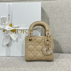 [여왕샵] 디올 레이디 마이크로 백 샌드