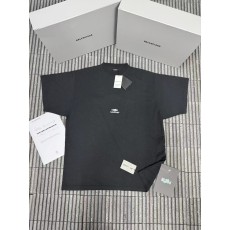 [잔디집] 발렌시아가 자수 레터링 반팔 티셔츠