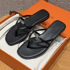 [찡댄] 에르메스 미니 켈리 버클 샌들 블랙