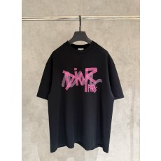 디올 남녀공용 아플리케 자수 반팔 티셔츠