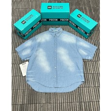 [잔디집] 아크네 스튜디오 1996 로고 버튼 반팔 셔츠