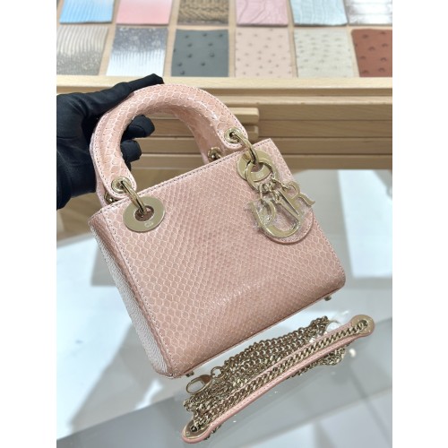 [여왕샵] 디올 레이디 미니백 파이톤 핑크