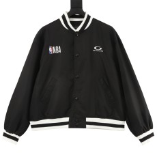 발렌시아가 26SS NBA 콜라보 자수 플라이트 재킷