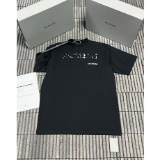 [잔디집] 발렌시아* 블러 레터링 반팔 티셔츠