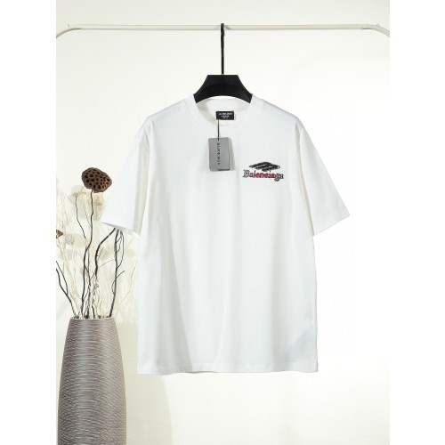 발렌시아*  26SS 자수 반팔 티셔츠